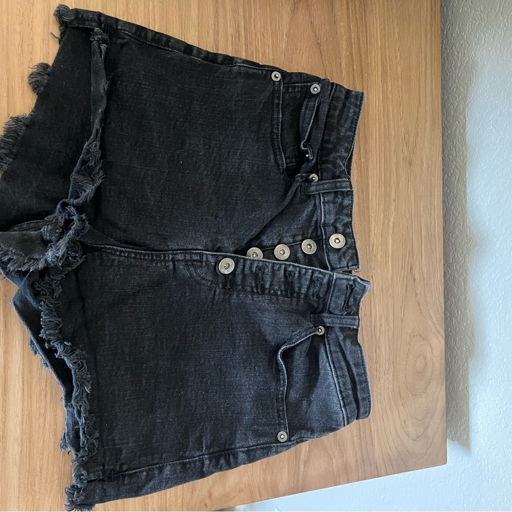 Jack by BB Dakota women’s black denim shorts